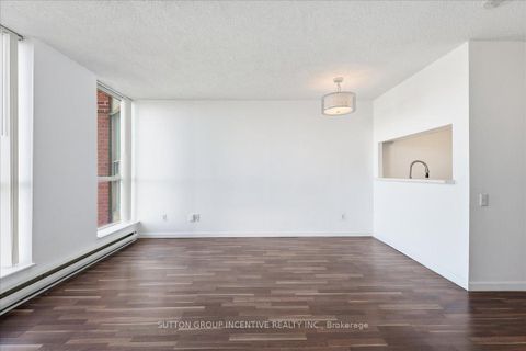 Photo 13 at 817 - 2460 Eglinton Avenue E, Eglinton East, Toronto