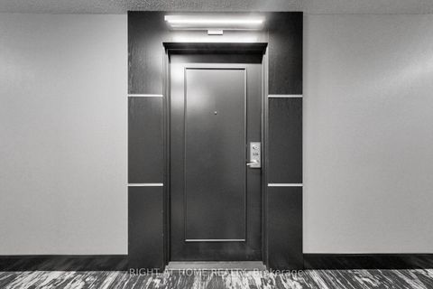 Photo 4 at 326 - 525 Wilson Avenue, Clanton Park, Toronto