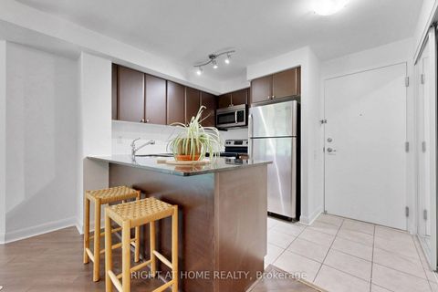 Photo 5 at 326 - 525 Wilson Avenue, Clanton Park, Toronto