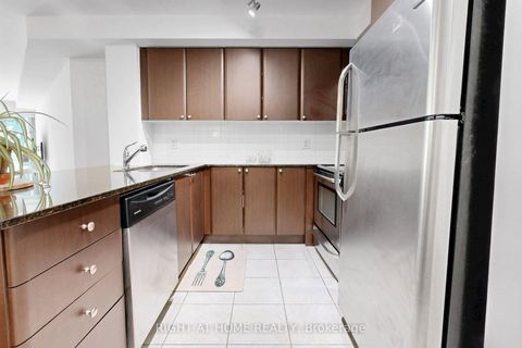 Photo 8 at 326 - 525 Wilson Avenue, Clanton Park, Toronto