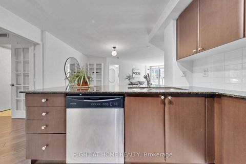 Photo 9 at 326 - 525 Wilson Avenue, Clanton Park, Toronto