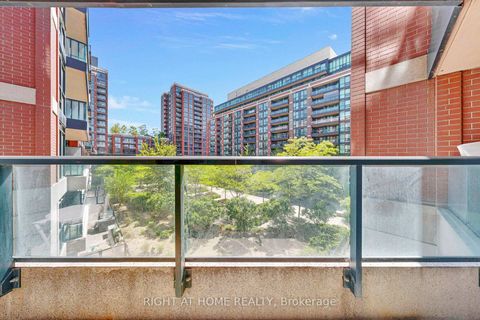 Photo 30 at 326 - 525 Wilson Avenue, Clanton Park, Toronto