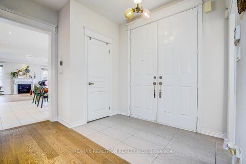 Photo 3 at 35 Calamint Lane, Oak Ridges Lake Wilcox, Richmond Hill