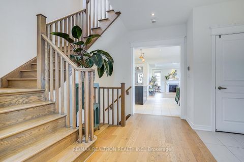 Photo 13 at 35 Calamint Lane, Oak Ridges Lake Wilcox, Richmond Hill