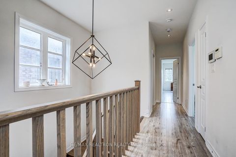 Photo 14 at 35 Calamint Lane, Oak Ridges Lake Wilcox, Richmond Hill