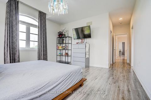 Photo 16 at 35 Calamint Lane, Oak Ridges Lake Wilcox, Richmond Hill