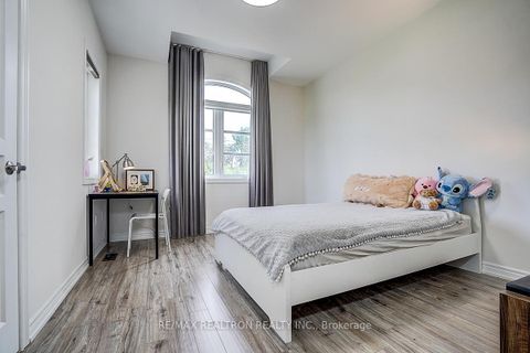 Photo 22 at 35 Calamint Lane, Oak Ridges Lake Wilcox, Richmond Hill