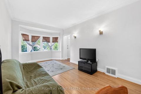 Photo 11 at 1109 Greenwood Avenue, East York, Toronto