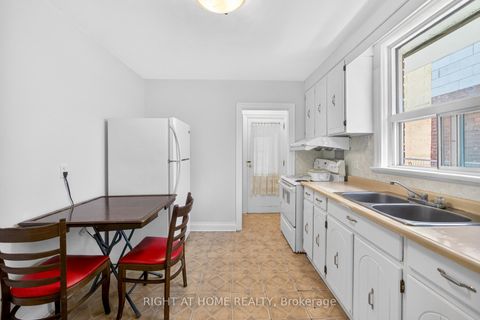 Photo 17 at 1109 Greenwood Avenue, East York, Toronto