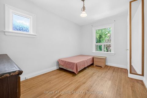 Photo 26 at 1109 Greenwood Avenue, East York, Toronto