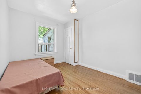 Photo 27 at 1109 Greenwood Avenue, East York, Toronto