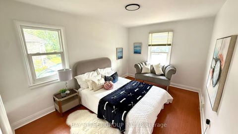 Photo 5 at 2212 Kennedy Road, Sullivan, Toronto