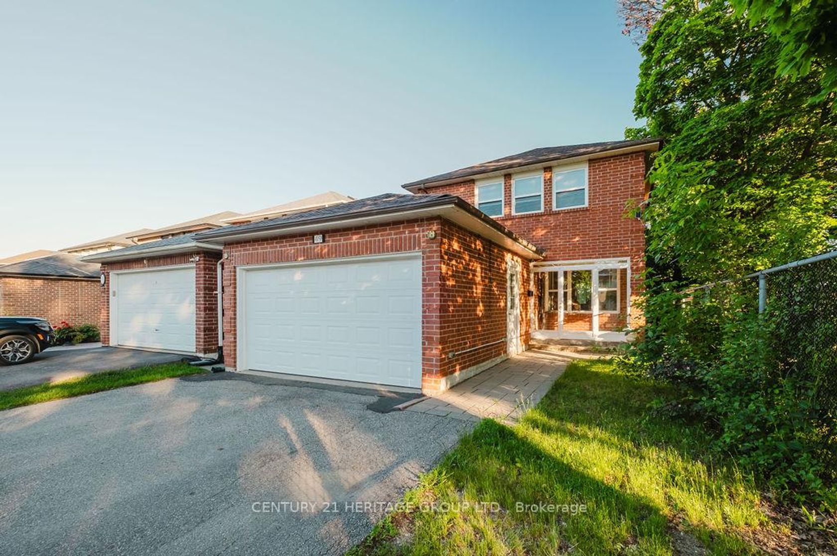 49 Gray Crescent, North Richvale, Richmond Hill photo number 2
