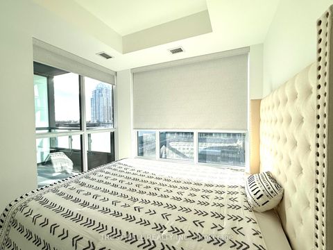 Photo 7 at 503 - 6 Greenbriar Road, Bayview Village, Toronto