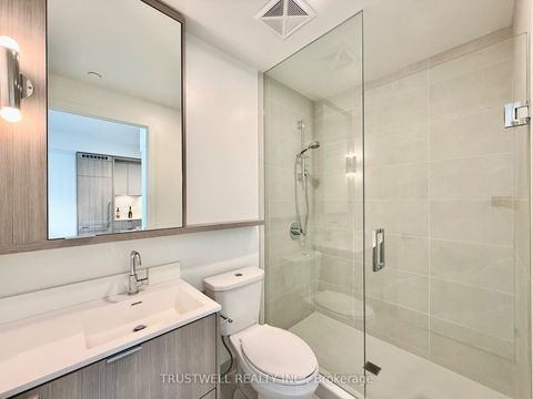 Photo 9 at 503 - 6 Greenbriar Road, Bayview Village, Toronto
