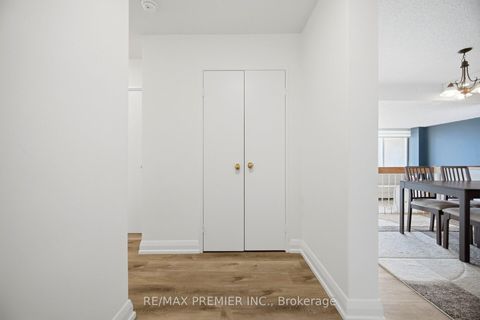 Photo 7 at 701 - 1 Four Winds Drive, York University Heights, Toronto