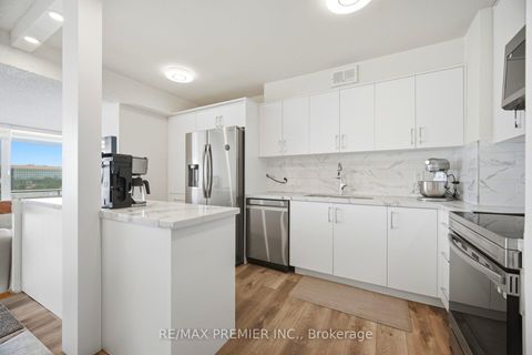 Photo 11 at 701 - 1 Four Winds Drive, York University Heights, Toronto