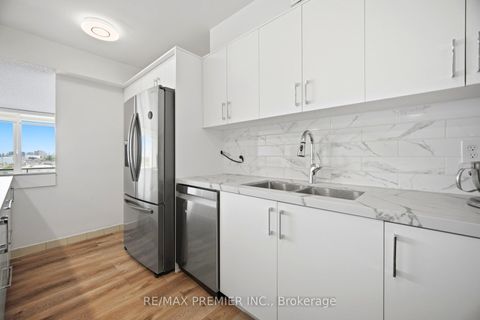 Photo 12 at 701 - 1 Four Winds Drive, York University Heights, Toronto