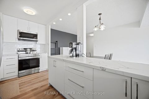 Photo 16 at 701 - 1 Four Winds Drive, York University Heights, Toronto
