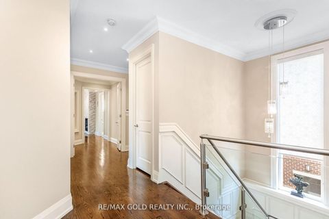 Photo 41 at 1 Lissom Crescent, Newtonbrook West, Toronto