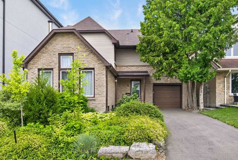 Photo 0 at 4 Bigham Crescent, West Deane, Toronto