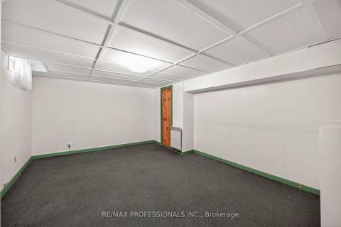Photo 22 at 4 Bigham Crescent, West Deane, Toronto