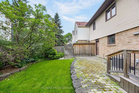 Photo 26 at 4 Bigham Crescent, West Deane, Toronto