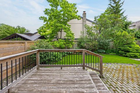 Photo 27 at 4 Bigham Crescent, West Deane, Toronto