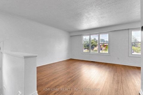 Photo 7 at 4 Pelmar Place, Woburn, Toronto