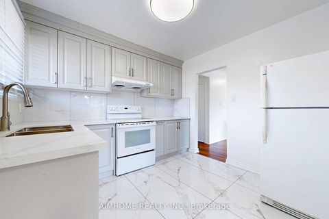 Photo 13 at 4 Pelmar Place, Woburn, Toronto