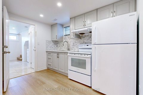 Photo 29 at 4 Pelmar Place, Woburn, Toronto