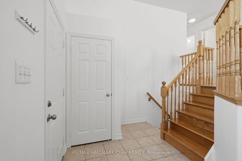 Photo 4 at 109 Sovereigns Gate, Shore, Barrie