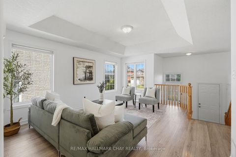 Photo 6 at 109 Sovereigns Gate, Shore, Barrie