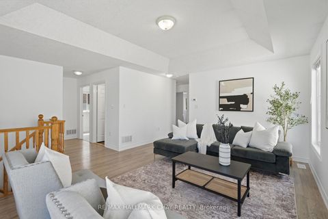 Photo 7 at 109 Sovereigns Gate, Shore, Barrie