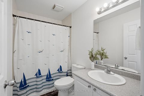 Photo 18 at 109 Sovereigns Gate, Shore, Barrie