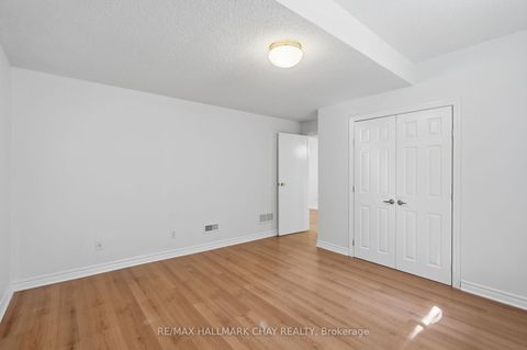 Photo 32 at 109 Sovereigns Gate, Shore, Barrie