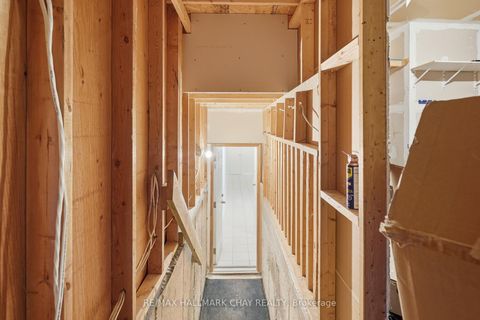 Photo 34 at 109 Sovereigns Gate, Shore, Barrie