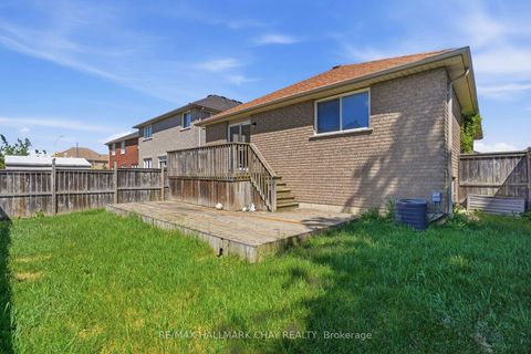 Photo 38 at 109 Sovereigns Gate, Shore, Barrie