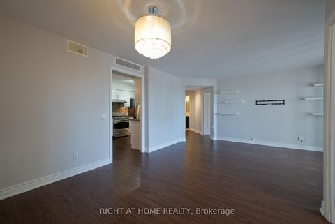 Photo 4 at 709 - 115 Omni Drive, Bendale, Toronto