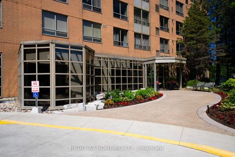 Photo 17 at 709 - 115 Omni Drive, Bendale, Toronto