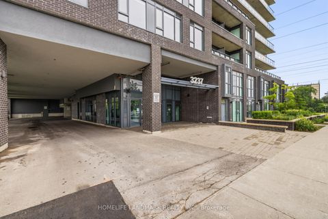 Photo 1 at 307 - 3237 Bayview Avenue, Steeles, Toronto