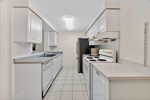 Photo 6 at 16 - 119 Omni Drive, Bendale, Toronto