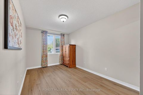Photo 9 at 16 - 119 Omni Drive, Bendale, Toronto