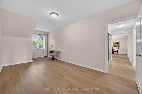 Photo 13 at 16 - 119 Omni Drive, Bendale, Toronto