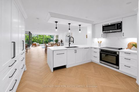 Photo 10 at PH 405 - 2545 Bloor Street W, Swansea, Toronto