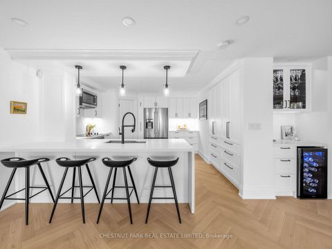 Photo 11 at PH 405 - 2545 Bloor Street W, Swansea, Toronto