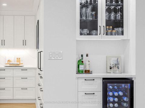 Photo 12 at PH 405 - 2545 Bloor Street W, Swansea, Toronto