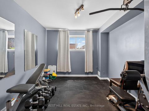 Photo 7 at 43 Lanyard Road, Humbermede, Toronto