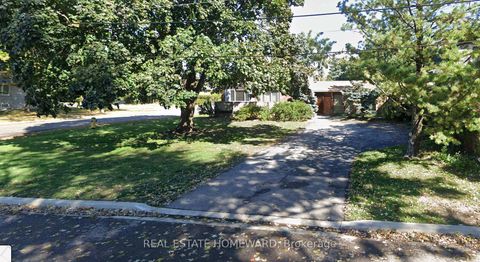 Photo 1 at 117 Warwood Road, City Centre West, Toronto