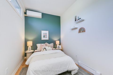 Photo 17 at 72 - 1209 Queen Street E, South Riverdale, Toronto